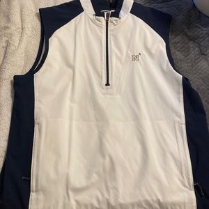 Cutter and buck zip up vest